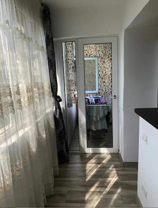 Apartament Cu 3 Camere Chiar In Inima Capitalei Bucareste Exterior foto